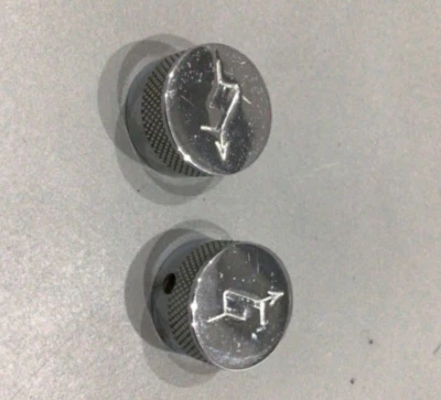 Set 2 pomelli di controllo vintage in metallo Gretsch 1959 - Immagine 1 di 3