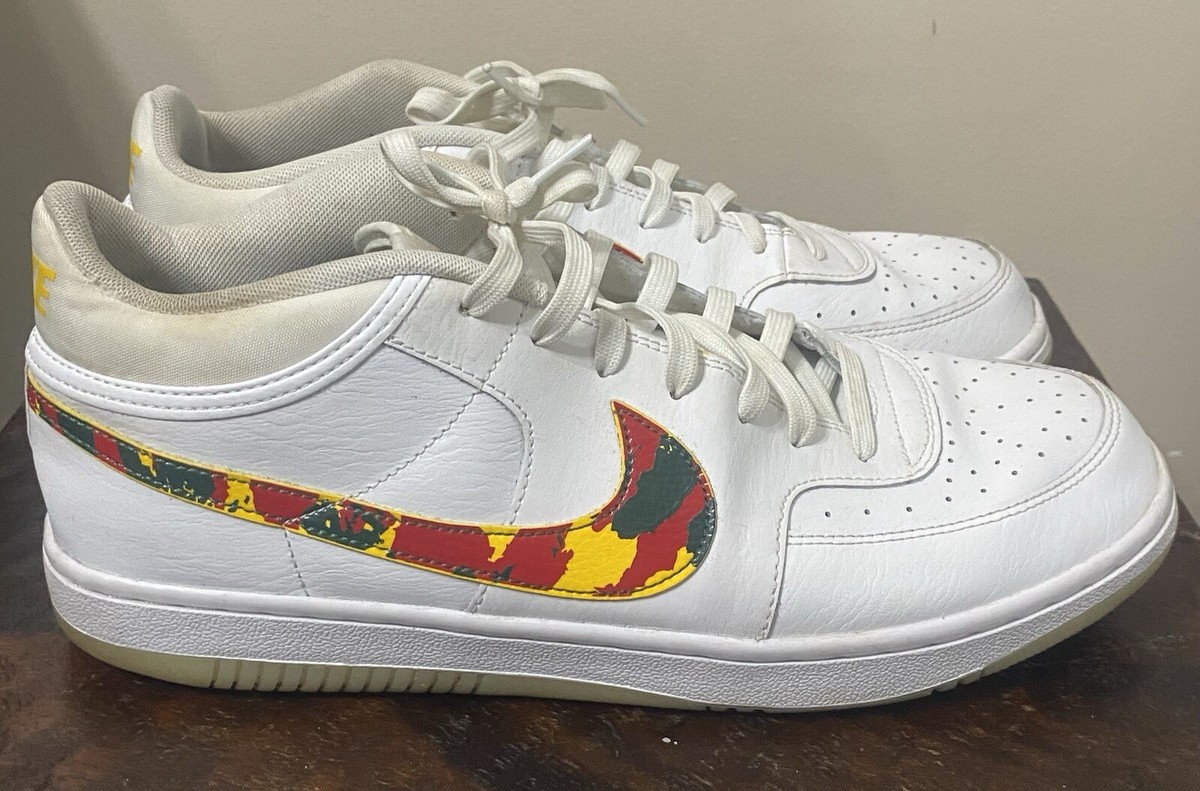 Las mejores ofertas en Nike Sky Force 3/4 White Red Camo | eBay