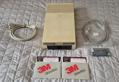 COMMODORE SFD 1001 Floppy Drive for Commodore PET with IEEE-488 Cable + adapter - Image 1 of 4