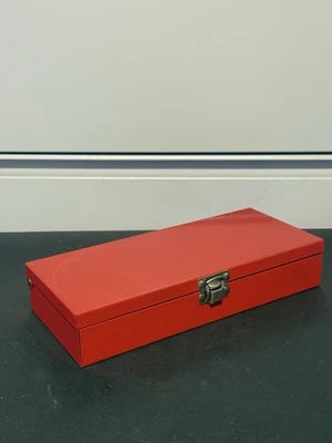 Caja metálica roja de alta resistencia para múltiples usos 10,5” x 4,5” x 2” Foto 1 de 4