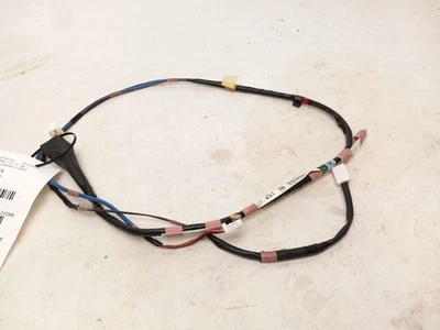 CABLE DE CABLE DE TECHO para TOYOTA PRIUS C 2012-2019 OEM 82171-52570 Foto 1 de 4