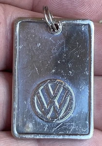 RARO Portachiavi Vintage Volkswagen VW "Silver Sweepstakes" Automobile - Foto 1 di 12