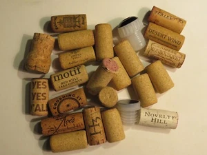 24 Wein Bastelkorken: Saint Emilion, Desert Wind, Joyful Heart, Horse Heaven Hills - Bild 1 von 2