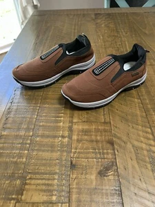 Men’s Comfortable Lightweight Waterproof Breathable Casual Slip-On Loafers - Picture 1 of 7
