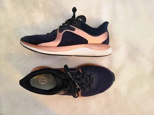 LULULEMON Chargefeel Women's Workout Low Top Sneakers SIZE 8 EUC - Picture 1 of 8