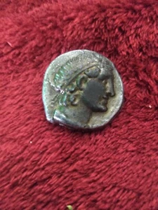 Cleopatra VII Egypt bronze 80 drachma 51-30 BC portrait coin - Picture 1 of 6