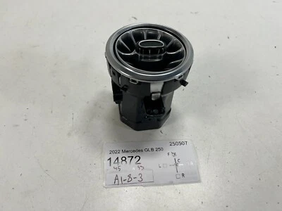 Mercedes Benz GLB 250 2020-2025 tablero de instrumentos lado central aire acondicionado rejilla de ventilación Foto 1 de 4