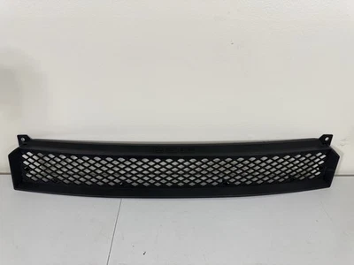 Cubierta de parachoques delantero MITSUBISHI RAIDER 2006-2009 moldura de rejilla inferior OEM Foto 1 de 4