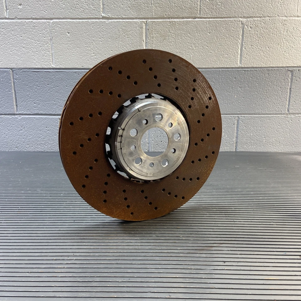 BMW M5 F90 2018-2023 rotor de freno delantero derecho ventilado rendimiento SHW Foto 1 de 4