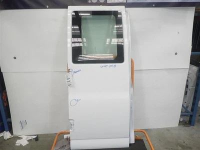 Gmc Savana 2500 Van 2019 - 2024 右后未使用门壳带窗户白色 877 — 第 1/4 张图片