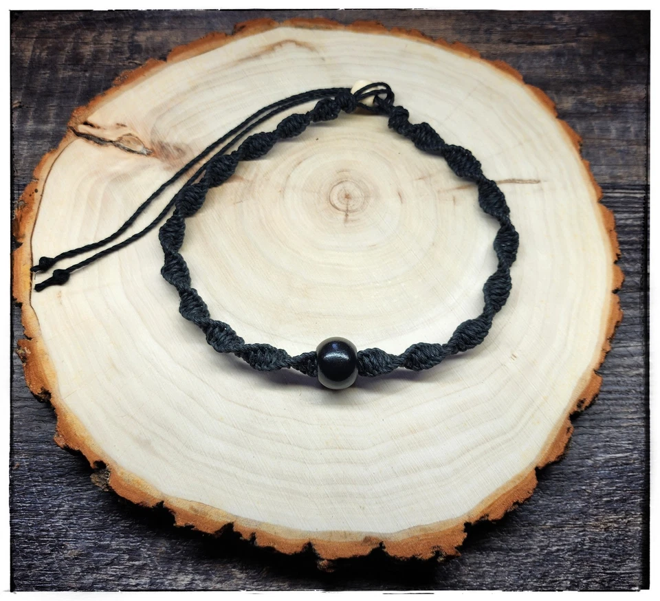 Collar/gargantilla de cáñamo negro espiral minimalista cuentas de madera negras personalizables Foto 1 de 1