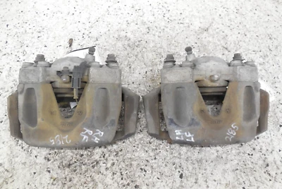 Pinça de freio dianteiro 2010-2016 Mercedes-Benz E350 esquerda direita fabricante de equipamento original sem esporte - Imagem 1 de 4