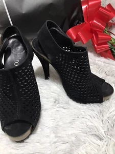 Pedro Garcia black cutout Pump Heels Shoes peep toe Women's Sz US 5 EU 35 - Picture 1 of 8