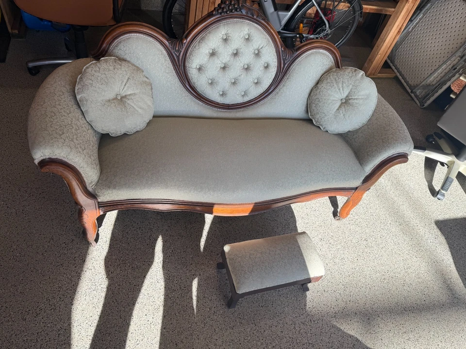 老式法国省级沙发 — 第 1/4 张图片