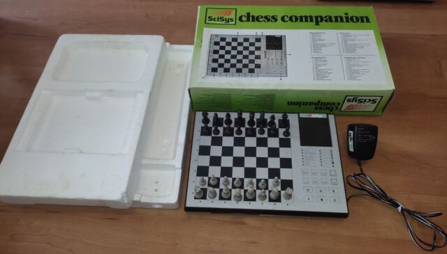 ICore Electronic Chess Board Game Master Pro com 8 jogos diferentes, 12  modos de xadrez ímã xadrez conjuntos jogo, jogar 2 jogador ou contra  computador iniciante a especialista, 30 níveis de habilidade