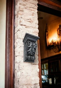 Silver Plaster Corbels Set of 2 – Oak Leaf Design - Picture 1 of 4