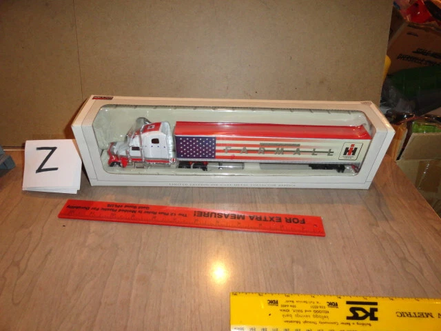 1/64 semi  international   farmall    freightliner classic xl l van trailer semi - Image 1 of 4