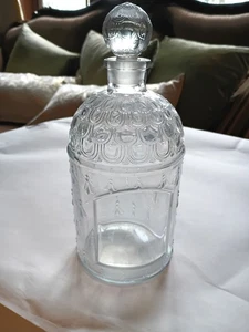 Vintage Guerlain Perfume Bottle Glass Bees 1000ml EUC - Picture 1 of 9
