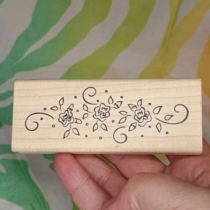 DeNami Design Pansy Flower Garland Wood Mounted Rubber Stamp - Picture 1 of 4