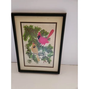 Vintage Crewel ricamo maschio/femmina cardinali uccellini su ramo di pino - Foto 1 di 4
