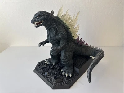 *BROKEN* Bandai Electronic Roaring Godzilla 1999 Lights Sound Figure Statue RARE - Image 1 of 4
