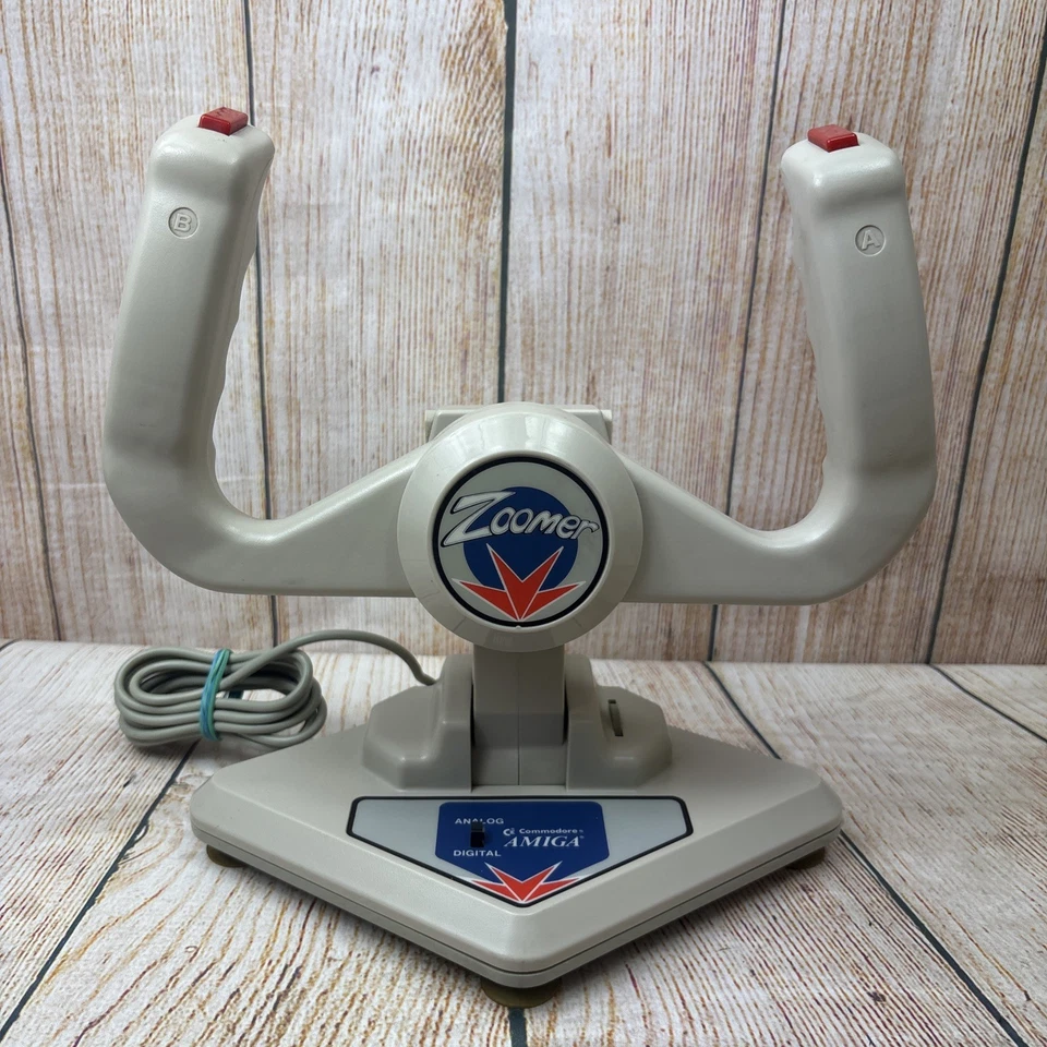 Zoomer Commodore Amiga Analog Digital Wired Controller - Image 1 of 4