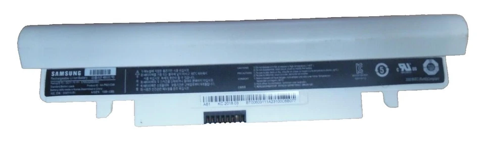Samsung AA-PB2VC6B 11.1-V 4400mAh Rechargeable Li-Ion Laptop Battery - For Parts - Image 1 of 3