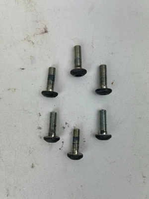 Parafusos de rotor de freio traseiro Yamaha Venture Royal XVZ1200 1983 - Imagem 1 de 4