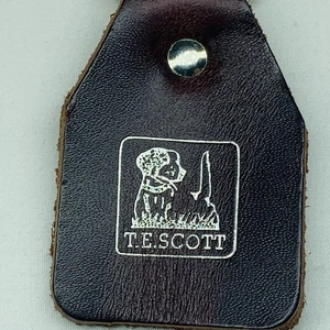 VTG T.E. Scott Gun Dog Bird Leather Keychain Hunting Sportsman Pheasant Quail - Picture 1 of 7