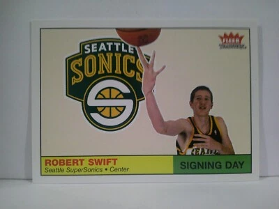 2004-05 Fleer Tradition Signing Day Robert Swift #11SD Rookie RC - Image 1 of 2