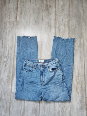 Abercrombie & Fitch The 90s Relaxed Jeans High Rise Med Wash Blue Denim Sz 8/29 - Image 1 of 4