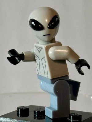 LEGO® "Classic Alien" (col081) Minifiguras Coleccionables Serie 6 **CLÁSICO** Foto 1 de 4