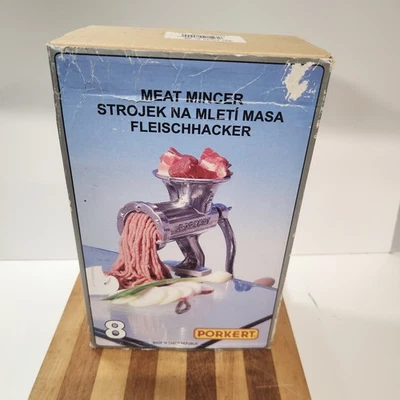 Porkert #8 Profesional Meat Mincer Made In Czech Republic Cast Iron heavy - Image 1 of 4