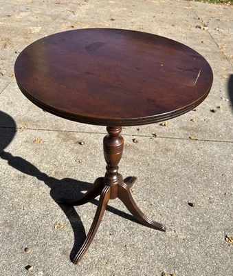 Pedestal de madera maciza redonda estilo georgiano federal vintage soporte para plantas Foto 1 de 4