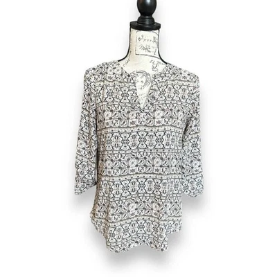 Blusa Cato Manga Larga Challis Manga Redonda Alta Baja Geométrica Floral XS Foto 1 de 4