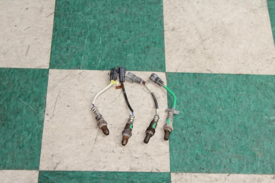 10-24 4RUNNER 4.0L Engine O2 Oxygen Sensor Set Four 4x Unit OEM Factory OE WTY - Image 1 of 4