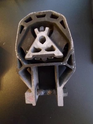 Rear Engine Transmission Mount Fits Ford  Focus  PLUS OTHER MODELS  - Image 1 of 2