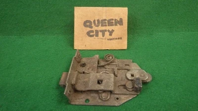 1937 1938 1939 1940 Ford LF door latch - Image 1 of 4