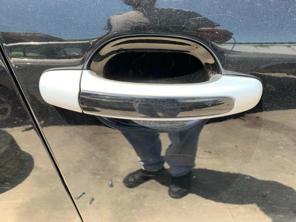 2003 2004 2005 06 Manija de puerta exterior delantera derecha Porsche Cayenne negra Foto 1 de 1