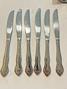 INTERNATIONAL Dinner Knives Stainless Steel  " QUEENS FANCY"  9" - Picture 1 of 4