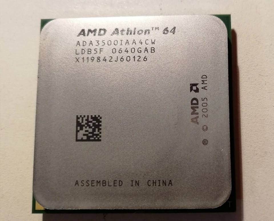 Processore CPU AMD Athlon 64 3500+ 2.2 GHz 512 KB ADA3500IAA4CW Socket AM2 - Immagine 1 di 1