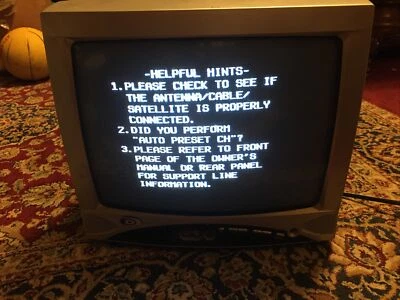 Durabrand 13 inch CRT Retro Gaming TV DWT1304 Powers On Good Condition-No remote - Image 1 of 4