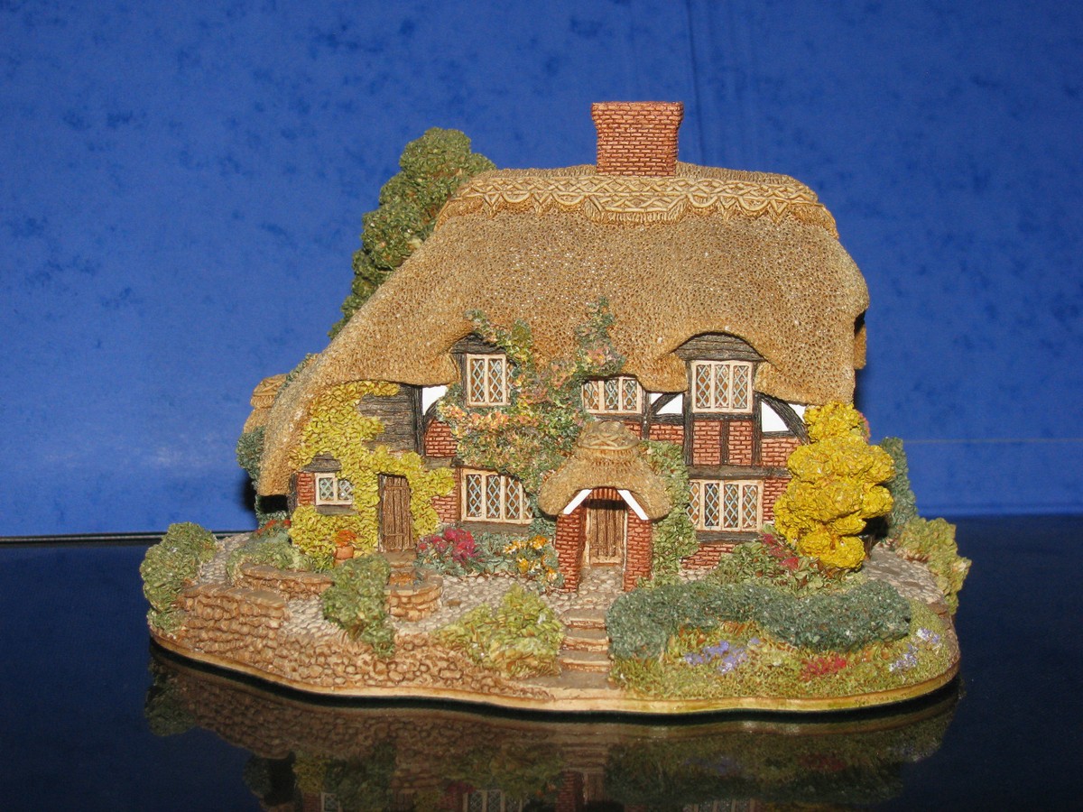 置物 Lilliput Lane HONEYSUCKLE COTTAGE Lilliput Lane - Honeysuckle Cottage