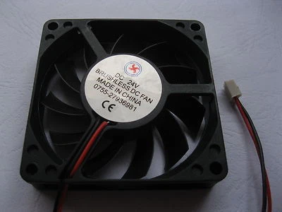 1 pcs Brushless DC Cooling Fan 11 Blade 24V 7015S 70x70x15mm 2pin Sleeve Bearing - Image 1 of 4
