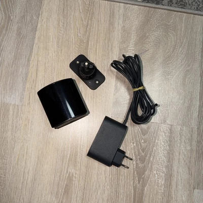 HTC SteamVR Vive Basisstation 2.0 Basis Station + Wandhalterung - Bild 1 von 4