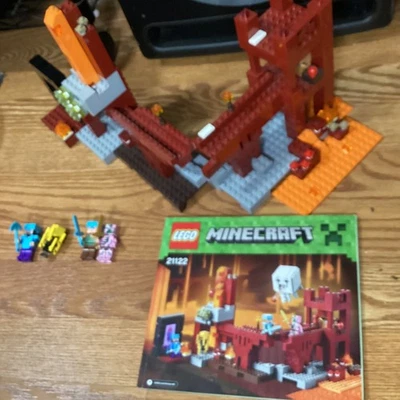 乐高 Minecraft 21122 The Nether Fortress 带 4 个迷你公仔和手册 无 Ghast — 第 1/4 张图片