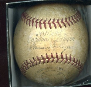 1950's Game Used NCAA ONL Giles Baseball St Johns 6 Hofstra 1 - Picture 1 of 2
