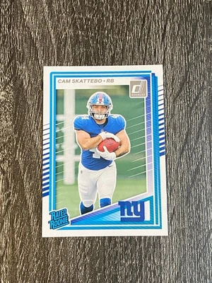 2025 Donruss Cam Skattebo RC #302 | New York Giants - Image 1 of 2