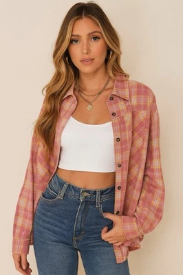 Camisa para mujer Caballete de franela con botones grande/XL rosa melocotón calce relajado Foto 1 de 4