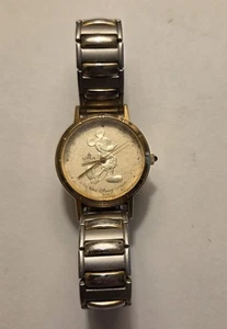 Reloj Pulsera Lorus Damas Disney Mickey Mouse Cuero V811-1410 Batería Nueva Funciona - Imagen 1 de 8